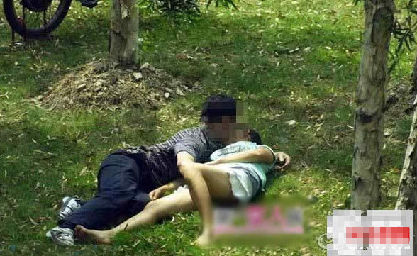 情侣早上野战，自信与成就感的旅程图片分享