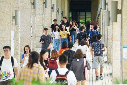 351期澳门开码结果,专业数据解释设想_设计师版70.261