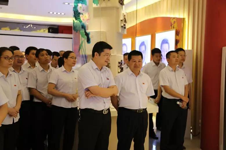 北流领导班子最新动态揭秘，日常趣事与情感纽带揭秘