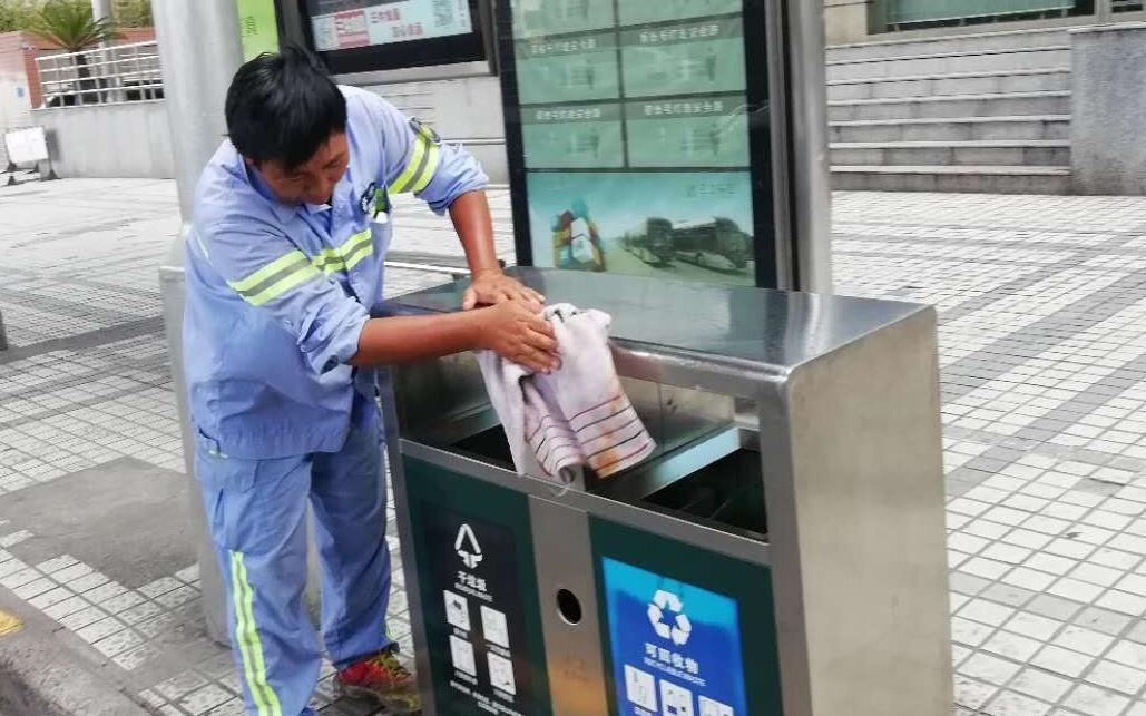 最新医疗废物标识图片，时代进步与安全保障的体现